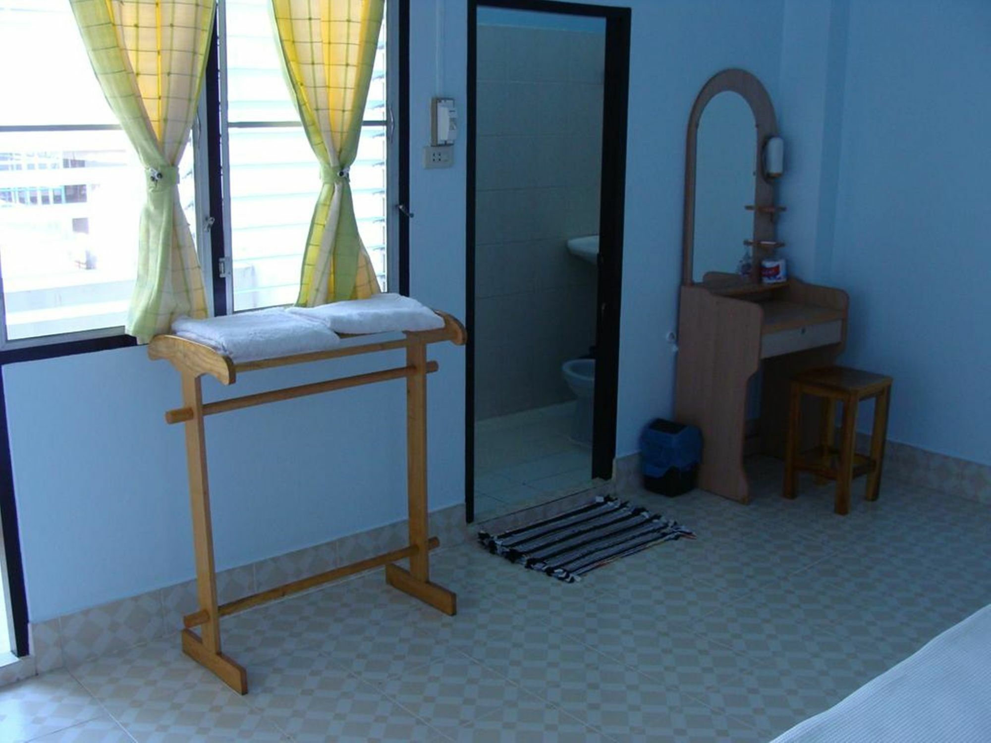 Fame Guesthouse Chumphon Ngoại thất bức ảnh